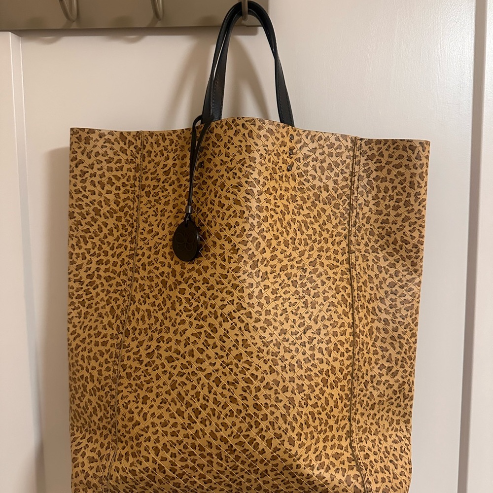 Vintage Bottega Veneta intreccio leopard print bag